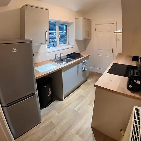 Homestay Lovely Spacious 4 In Shared House - Carlisle (Cumbria)